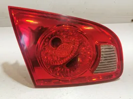 Hyundai Santa Fe Lampy tylnej klapy bagażnika 924052B000