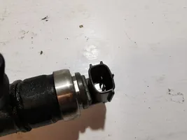 Toyota Avensis T250 Injecteur de carburant 236700R010