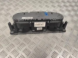 Volkswagen PASSAT B6 Tachimetro (quadro strumenti) 3C0920872B