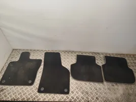 Volkswagen Jetta VI Car floor mat set 