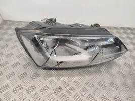 Volkswagen Jetta VI Lampa przednia 5C7941752E