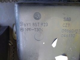 Skoda Fabia Mk1 (6Y) Element deski rozdzielczej / dół 6Y1857923