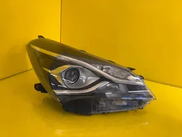 Toyota Yaris Lampa przednia 81145-60M20