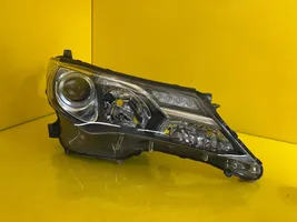 Toyota RAV 4 (XA40) Lampa przednia 