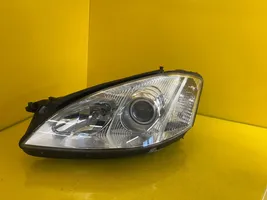 Mercedes-Benz S W221 Lampa przednia A2218201961