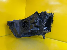 Audi Q3 F3 Lampa przednia 