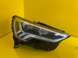 Audi Q3 F3 Lampa przednia 