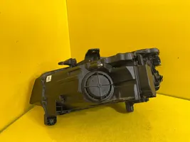 Audi Q2 - Lampa przednia 81A941004