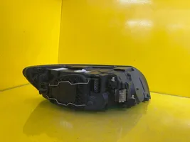 Volvo S40 Lampa przednia 31265694