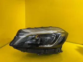 Mercedes-Benz A W176 Lampa przednia A17969067500