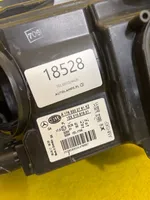 Mercedes-Benz A W176 Lampa przednia A1768202761KZ