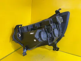 Renault Master I Lampa przednia 260105567R