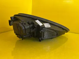 Porsche Cayenne (92A) Lampa przednia 7P5941031P