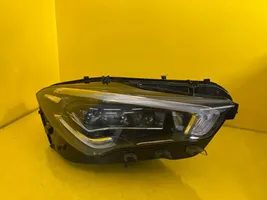 Mercedes-Benz CLA C118 X118 Lampa przednia A1189063200