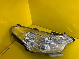 Citroen C-Crosser Lampa przednia 