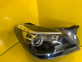 Mercedes-Benz SLK R172 Lampa przednia A1728202659