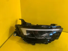 Opel Astra L Lampa przednia 9851881180