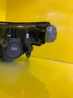 Mercedes-Benz EQC Phare frontale A2939067600