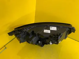 Renault Austral Lampa przednia 260606388R