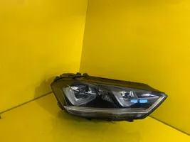 Volkswagen Golf Sportsvan Lampa przednia 517941034B