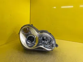 Mercedes-Benz C W203 Phare frontale a2038203859