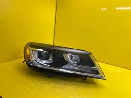 Volkswagen Touareg II Headlight/headlamp 7p0941752