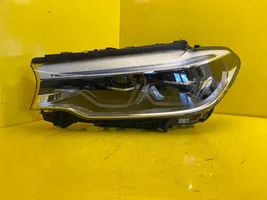 BMW 5 G30 G31 Lampa przednia 4178