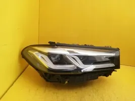 BMW 5 G30 G31 Lampa przednia 307