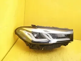 BMW 5 G30 G31 Lampa przednia 307