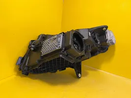 Mercedes-Benz EQC Phare frontale A2939067600