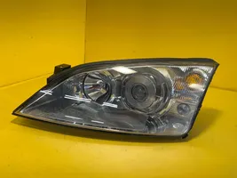 Ford Mondeo Mk III Lampa przednia 0301174271