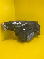Mercedes-Benz EQC Phare frontale A2939062901