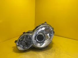 Mercedes-Benz C W203 Lampa przednia A203899677