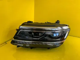 Volkswagen Tiguan Lampa przednia 5NB941081E