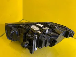 BMW 5 G30 G31 Передняя фара 5A388C4-03