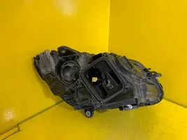 Mercedes-Benz C W205 Lampa przednia A2059061506