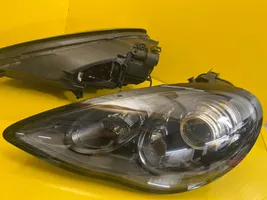 Porsche Panamera (970) Lampa przednia 97063106905