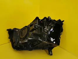 Audi RS Q3 Lampa przednia 83A941036