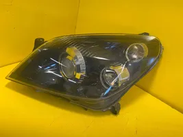 Opel Astra H Lampa przednia 5498745962