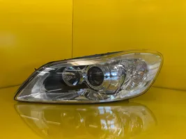 Volvo C30 Lampa przednia 31299818