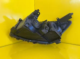 Toyota RAV 4 (XA30) Lampa przednia 7396993857