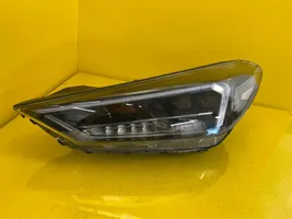 Hyundai Tucson TL Lampa przednia 92101-D77XX