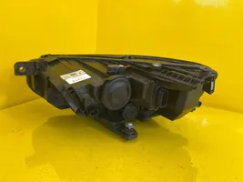 Volkswagen PASSAT B8 Lampa przednia 3G1941036P