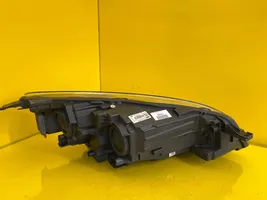 Ford Kuga III Lampa przednia 90187818