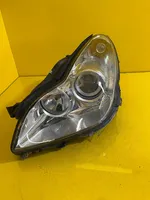 Mercedes-Benz CLS C219 Lampa przednia A2198200161