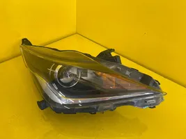 Toyota Aygo AB40 Lampa przednia 04000-4110H