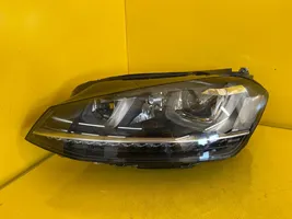 Volkswagen Golf VII Lampa przednia 5G2941753D