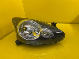 Toyota Aygo AB10 Lampa przednia 20-A761