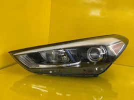 Hyundai Tucson TL Lampa przednia 32101d7100