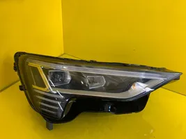 Audi E-tron GT Faro/fanale 4KE941040